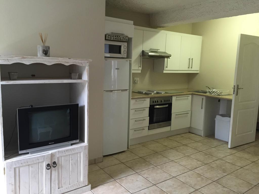 Larkspur Place East London Bilik gambar